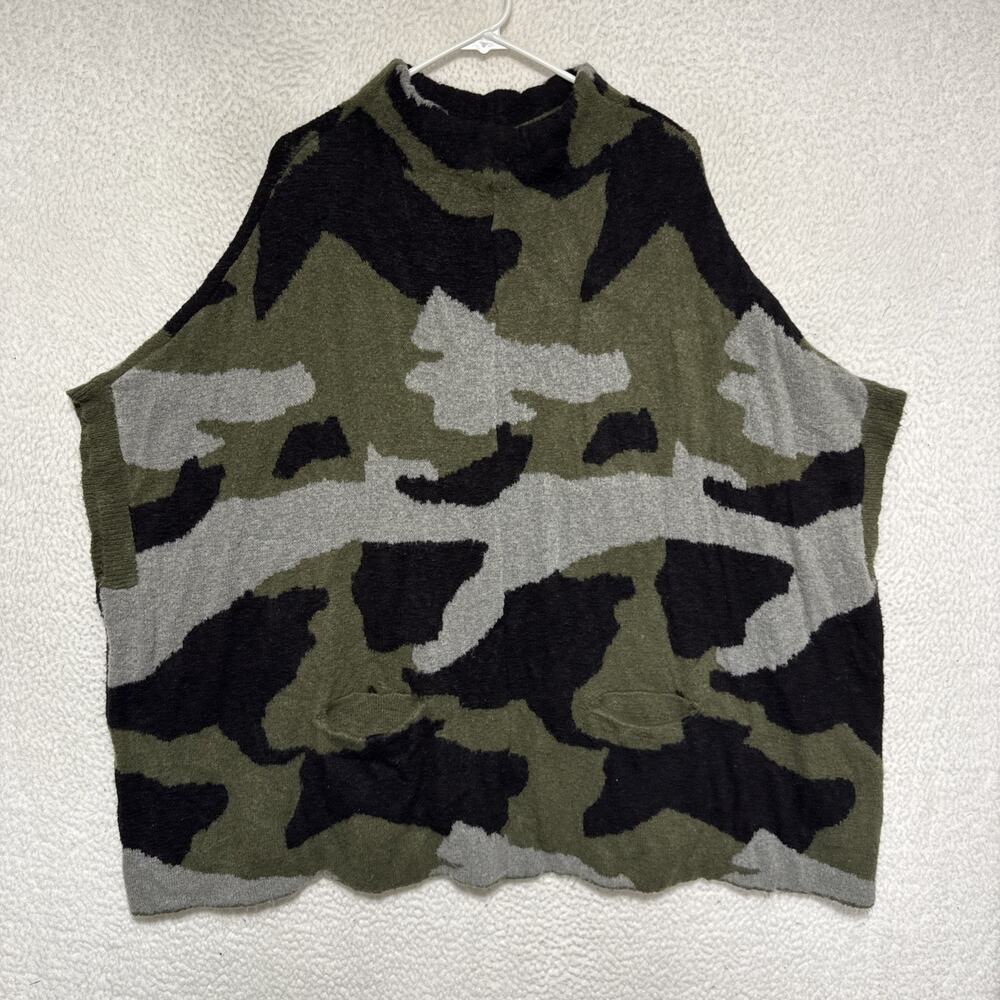 Moth Anthropologie Women's Camo Henrietta Pancho With Pockets Size M